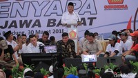 Turun gunungnya Prabowo mengindikasikan untuk merebut suara pendukung di Jabar. (Foto: Wisma Putra)