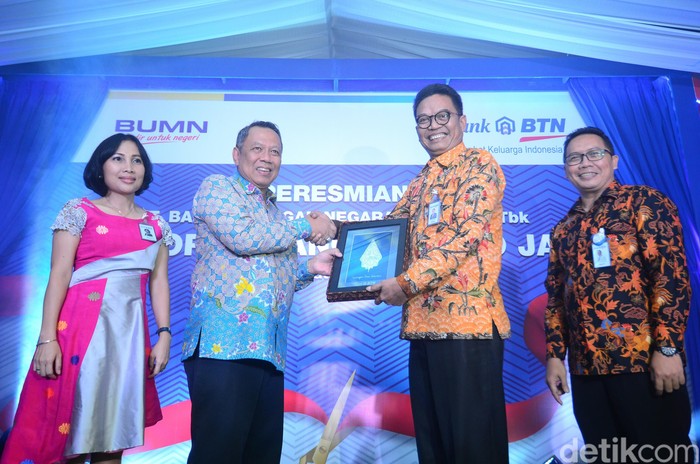 Incar Properti Dan Nasabah Prioritas Btn Resmikan Cabang Bintaro