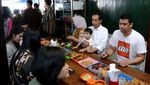 Foto: Lucunya Jan Ethes di Gendongan Jokowi