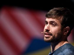 Para Genius yang Menguak Borok Facebook dan Zuckerberg