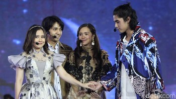 Lagu Sempurna menutup kesempurnaan musikal Perfect Love malam ini di #VivoV9 Grand Launch #VivoV9 #PerfectShot #PerfectView. Foto: Peluncuran Vivo V9