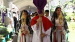 Ibadat Jalan Salib di Gereja Katedral