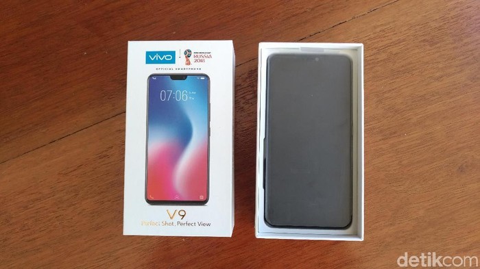 Menjajal Vivo V9, Android Bertampang iPhone X