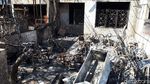Foto: Mobil Meleleh di Kebakaran Taman Kota