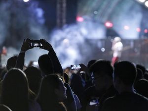 Bernyanyi dan Berbicara Sama-sama Bisa Tularkan Corona