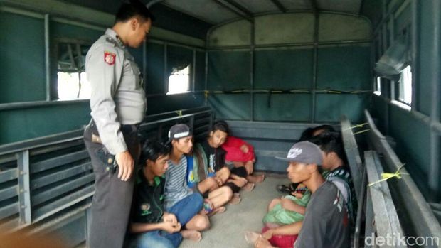 15 Suporter ini diringkus karena merampas ponsel warga