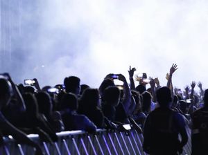 Update Playlist Kalian, Nih Lagu Baru Pilihan Minggu Ini!