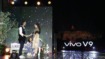 Vivo Indonesia presents musical Perfect Love. Apa yang akan dilakukan oleh @AlKohler7 @PrillyBie @CutBebyTsabina @arbaniyasiz? Foto: Peluncuran Vivo V9