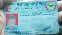 Kartu berlogo Persatuan Menembak dan Berburu Indonesia (Perbakin) ditemukan dari Eza. Polisi memastikan Eza bukanlah anggota Perbakin. Kartu itu juga bukan milik si koboi.