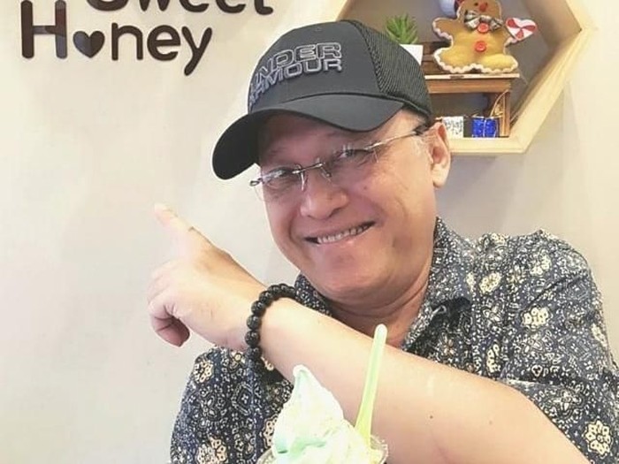 Setia Dampingi Mario Teguh, Ini Pose Linna Teguh Bersama Makanan