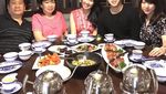 Intip Aksi Pebulutangkis Marcus Gideon Saat Makan Durian dan Sushi