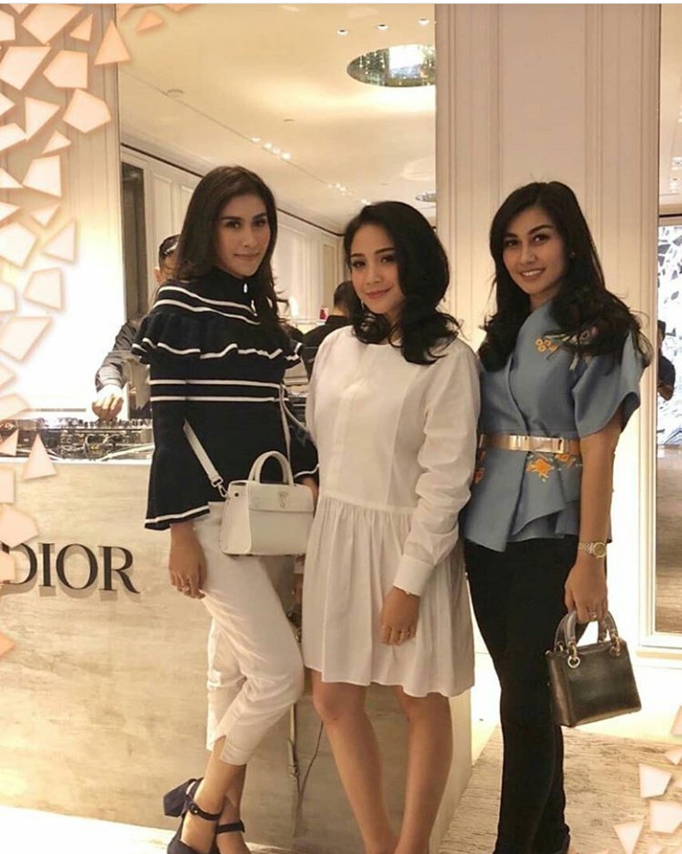 Akur dan Kompaknya Nagita Slavina dengan Adik Iparnya, Syahnaz
