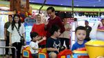 Tut-tut... Jokowi Naik Kereta Mal Bareng Cucu