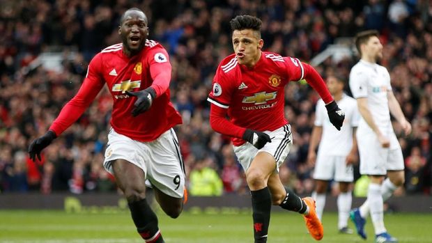 Romelu Lukaku mencetak gol cepat untuk Manchester United pada menit kelima. (