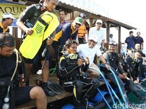 Event Menari di Dasar Laut Dalam Underwater Festival, Tertarik?