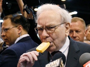 Ramalan Gelap Warren Buffett Jadi Nyata, Pasar Saham Akhirnya Runtuh