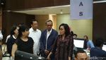 Senyum Sri Mulyani Blusukan ke Kantor Pajak di Hari Terakhir Lapor SPT