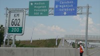 Apabila semuanya terkoneksi, jalan tol akan menekan tingkat kemahalan biaya transportasi untuk berbagai produk unggulan Indonesia. Foto: Dok. Sekretariat Kabinet/Biro Pers Setpres