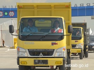 Pertama Kali dalam Sejarah Ada Truk Berpelat RI 1