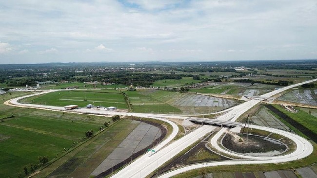 Pemerintah Pikir-pikir Buat Exit Tol Magetan