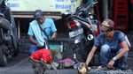 Atraksi Topeng Monyet di Jakarta Kembali Terlihat
