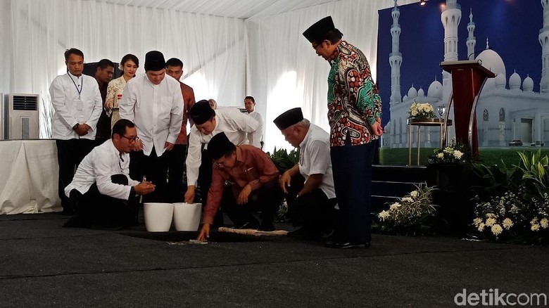 Pesan JK di Peletakan Batu Pertama Masjid At Thohir di Depok Pesan JK di Peletakan Batu Pertama Masjid At Thohir di Depok