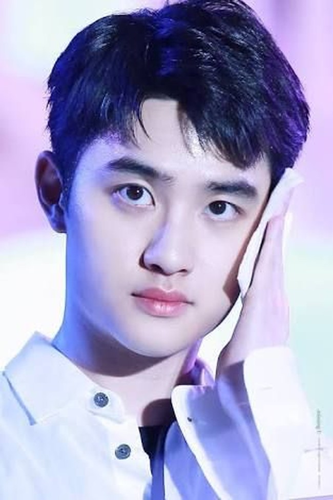 Bibir D.O EXO yang berbentuk hati ini jadi keunikan tersendiri yang membuat para penggemar jatuh cinta padanya. Tak hanya piawai dalam bernyanyi, D.O yang pernah bermain dalam drama berjudul Its Okay, Thats Love juga memiliki bakat akting yang memukau. Foto: Istimewa