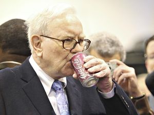Tangan Kanan Warren Buffet Puji China Lebih Pintar dari AS