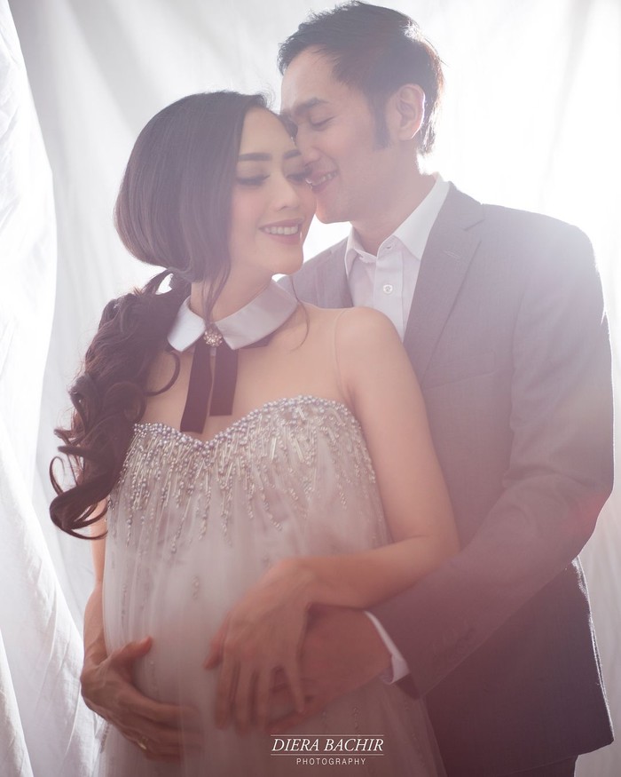 Ririn Dwi Ariyanti Ririn Dwi Ariyanti