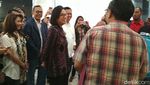 Senyum Sri Mulyani Blusukan ke Kantor Pajak di Hari Terakhir Lapor SPT