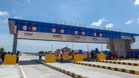 Harmonisasi tarif dilakukan melalui perpanjangan masa konsesi dan pemberian insentif perpajakan. Selain itu dilakukan penyederhanaan golongan kendaraan dari semula lima golongan menjadi tiga golongan. Foto: Dok. Sekretariat Kabinet/Biro Pers Setpres