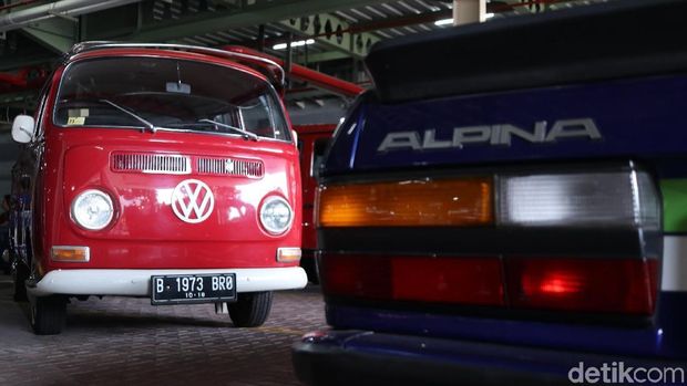Mobil VW Kodok dan Alpina, siapa yang suka mobil ini?