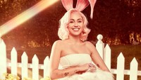 Ia dilaporkan memiliki kekayaan sebesar 160 juta dollar atau senilai Rp 2,3 triliun. Dok. Instagram/mileycyrus