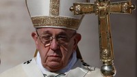 Paus Fransiskus memimpin misa Paskah di Vatikan (Foto: Reuters)