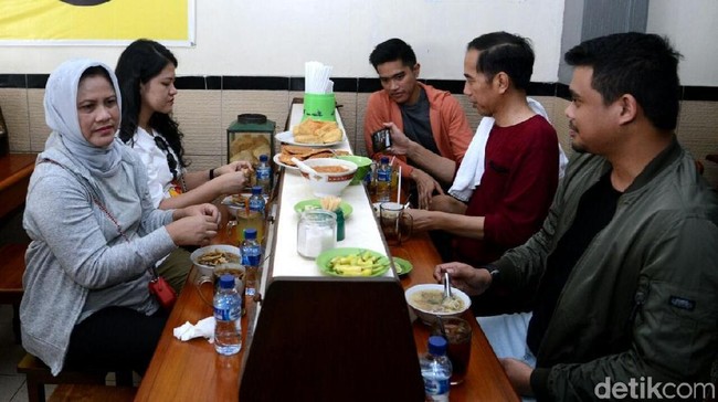 5 Momen Kulineran Soto ala Politisi, Ganjar Pranowo hingga Jokowi