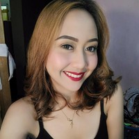 Tak heran jika belakangan Abigail sering memamerkan penampilan barunya di akun Facebook. Apalagi kemampuan makeup Abigail juga lebih baik yang membuatnya terlihat semakin cantik. Foto: Facebook Abigail Viana Jabel