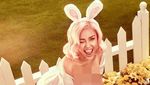 Gaya Nakal Miley Cyrus Sambut Paskah