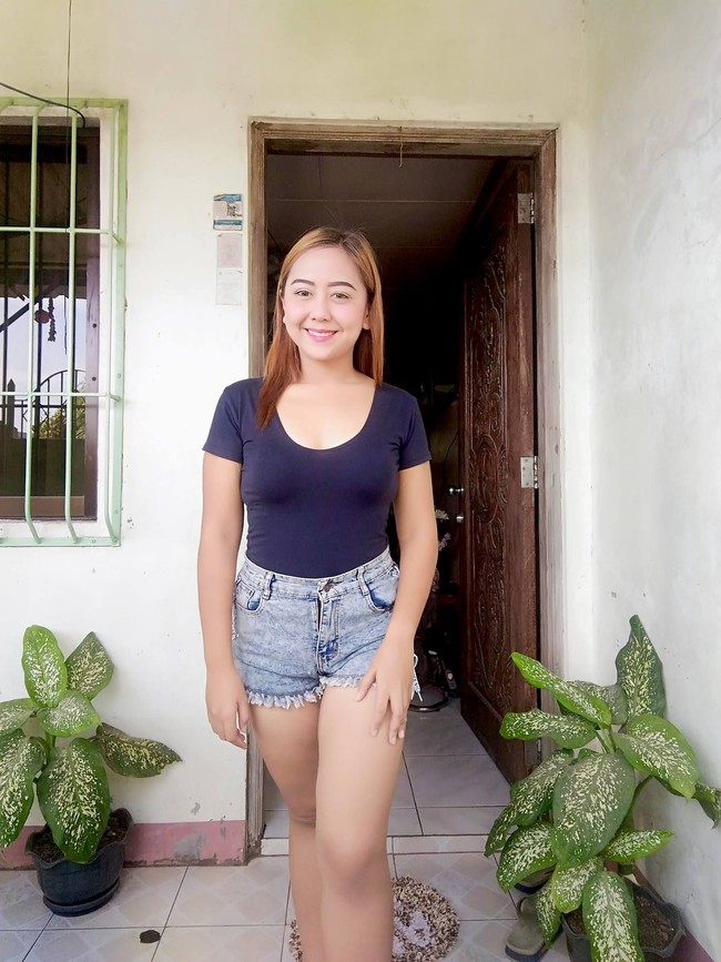 Cara tersebut berhasil membuat Abigail menjadi lebih kurus dalam enam bulan tanpa olahraga dan mengurangi makan nasi. Foto: Facebook Abigail Viana Jabel