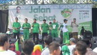 Romi juga mengikuti jalan sehat di Bojonegoro dalam rangka HUT ke-45 PPP. (Foto: Dok. PPP)