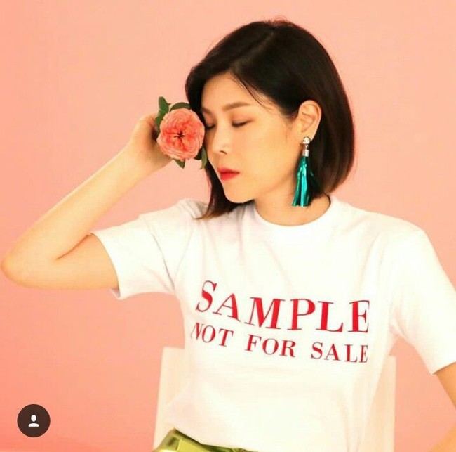 Wanita 36 tahun itu kini tak takut lagi ketika di foto atau selfie. Foto: Instagram Lyn