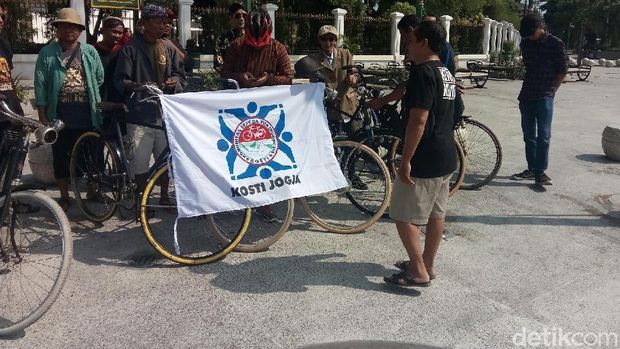 KOSTI Jogja berkumpul di titik nol km