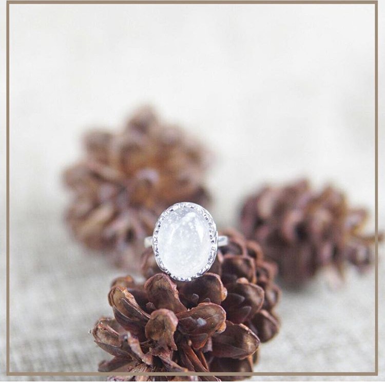 Saat Momen Memberi ASI Dikenang dalam Bentuk Perhiasan