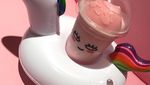 Kafe dengan Interior dan Dessert Serba Peach Ini Cantik dan Menggemaskan