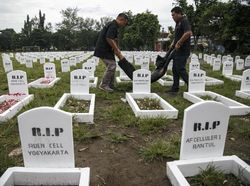 Potret Matinya Jutaan Penjual Pulsa di Indonesia