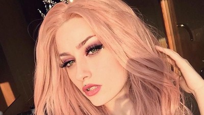 Wajah Mirip Karakter Disney, Model Ini Cocok Jadi Ariel Hingga Fiona