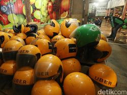 Menjamurnya Bisnis Helm dan Jaket Bekas Ojek Online