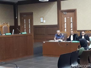 Cerita Perawat Khawatir saat Tangani Novanto: Dok, Aman Nggak?