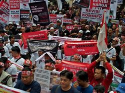 Potret Matinya Jutaan Penjual Pulsa di Indonesia