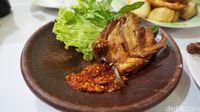 Ayam Presto Cipete: Ayam Goreng Presto dan Penyet yang Sedap Ada di Sini