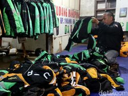 Menjamurnya Bisnis Helm dan Jaket Bekas Ojek Online